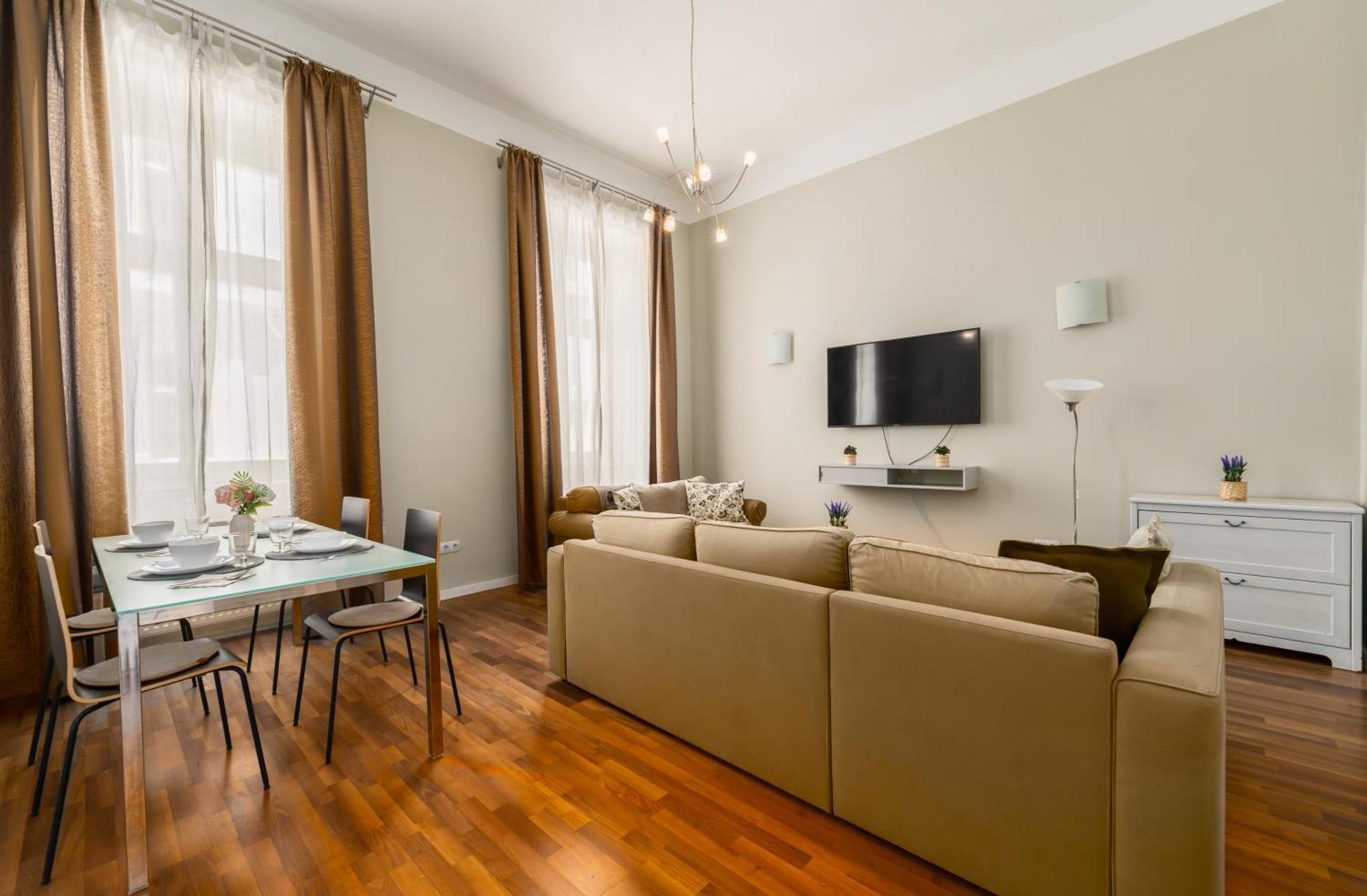 Spacious Apartment By Opera بودابست المظهر الخارجي الصورة